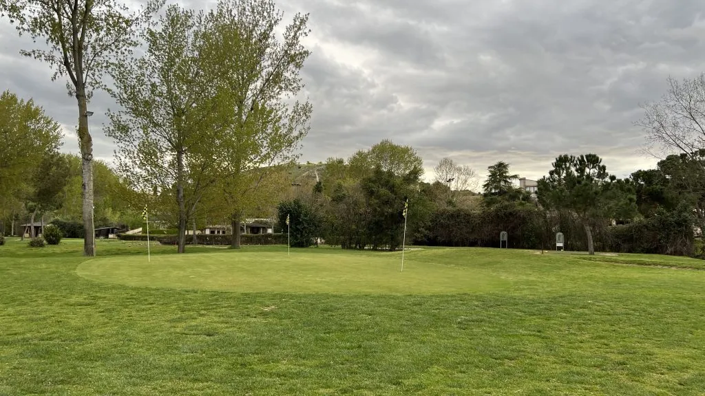 Zona de juego corto / Approach