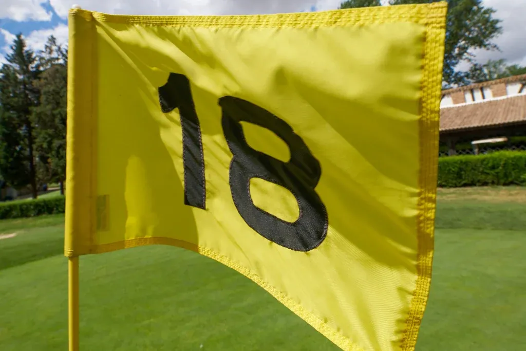 18 hoyos pitch putt